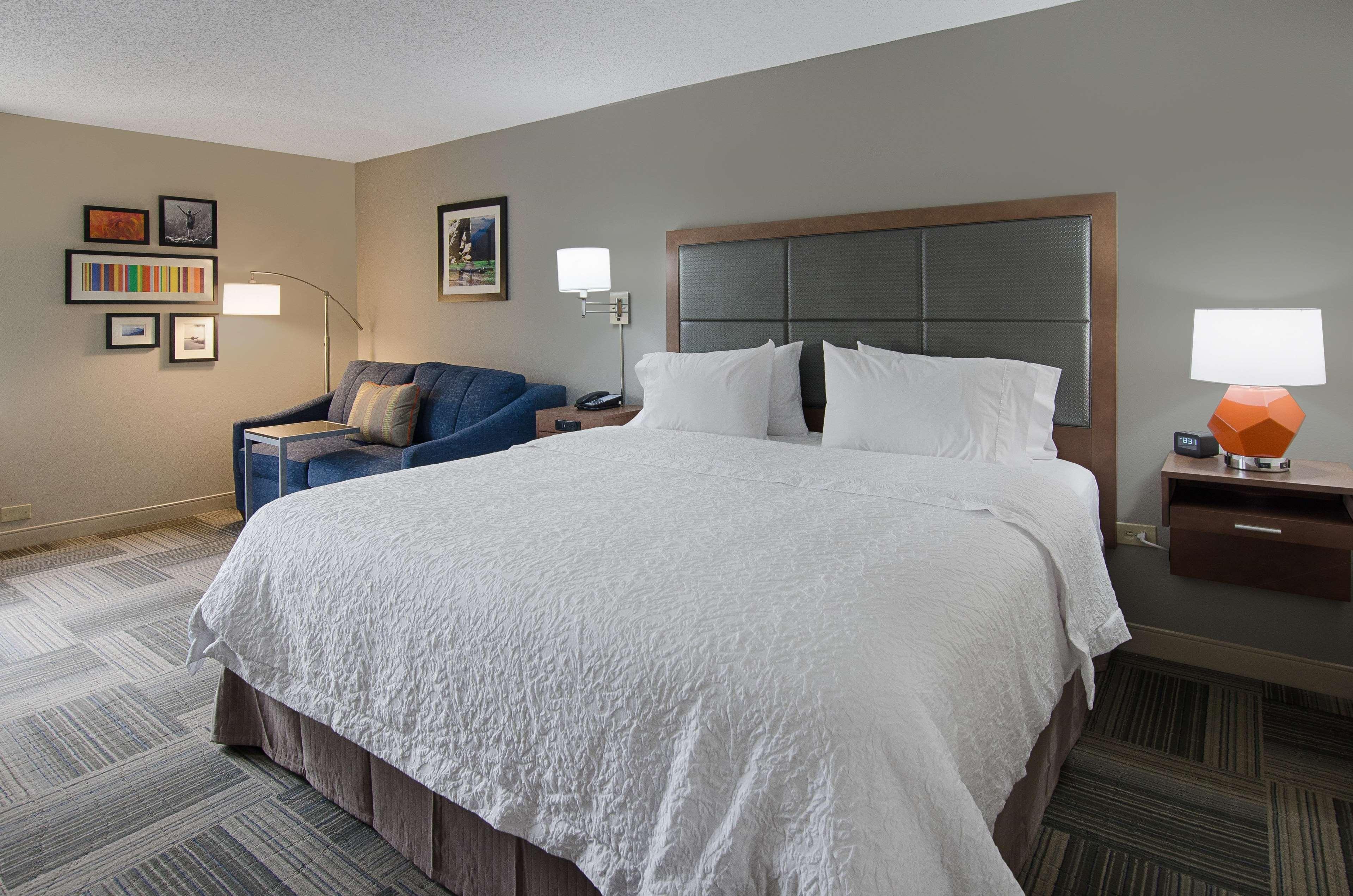 Hampton Inn Covington Va Exteriör bild