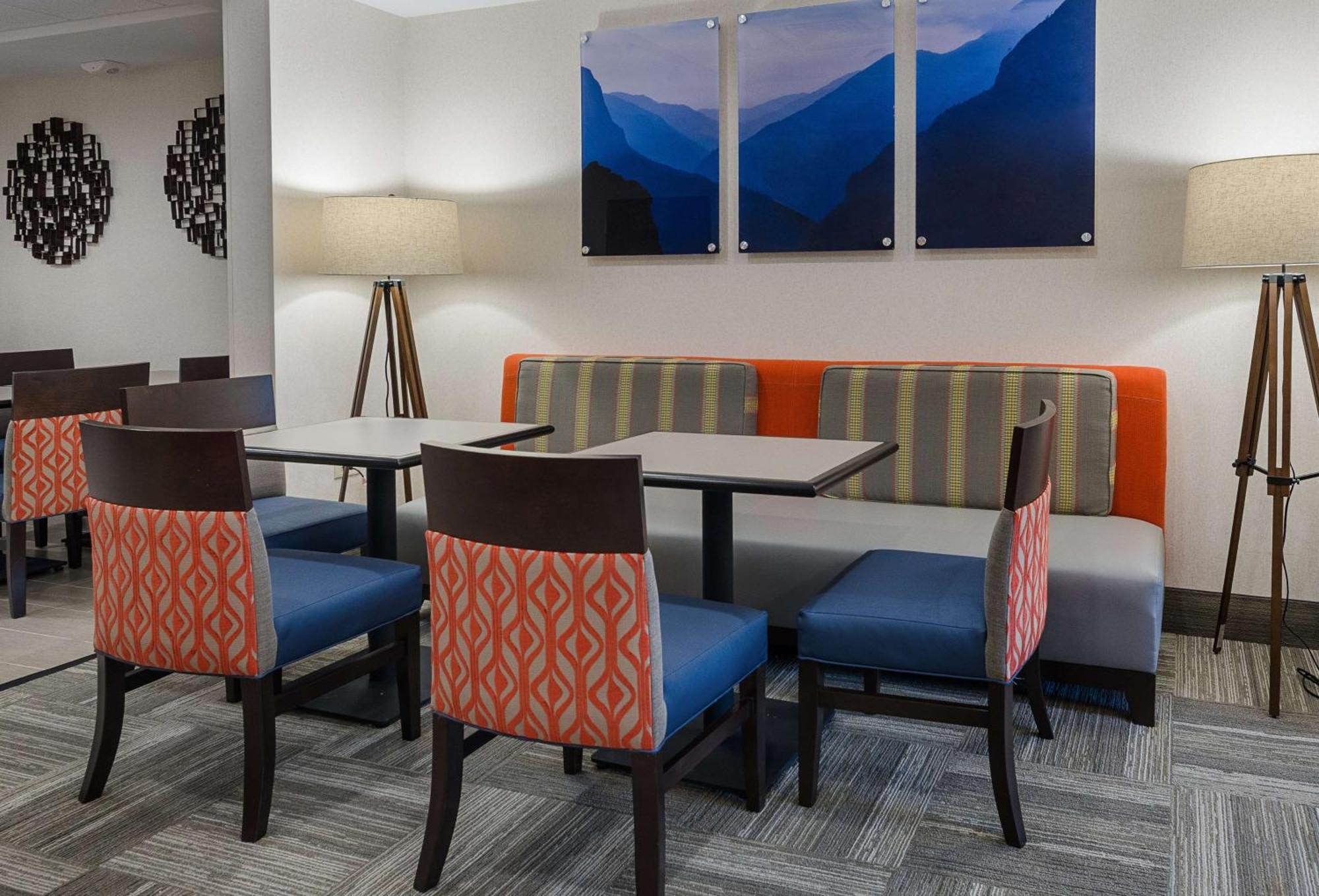 Hampton Inn Covington Va Exteriör bild